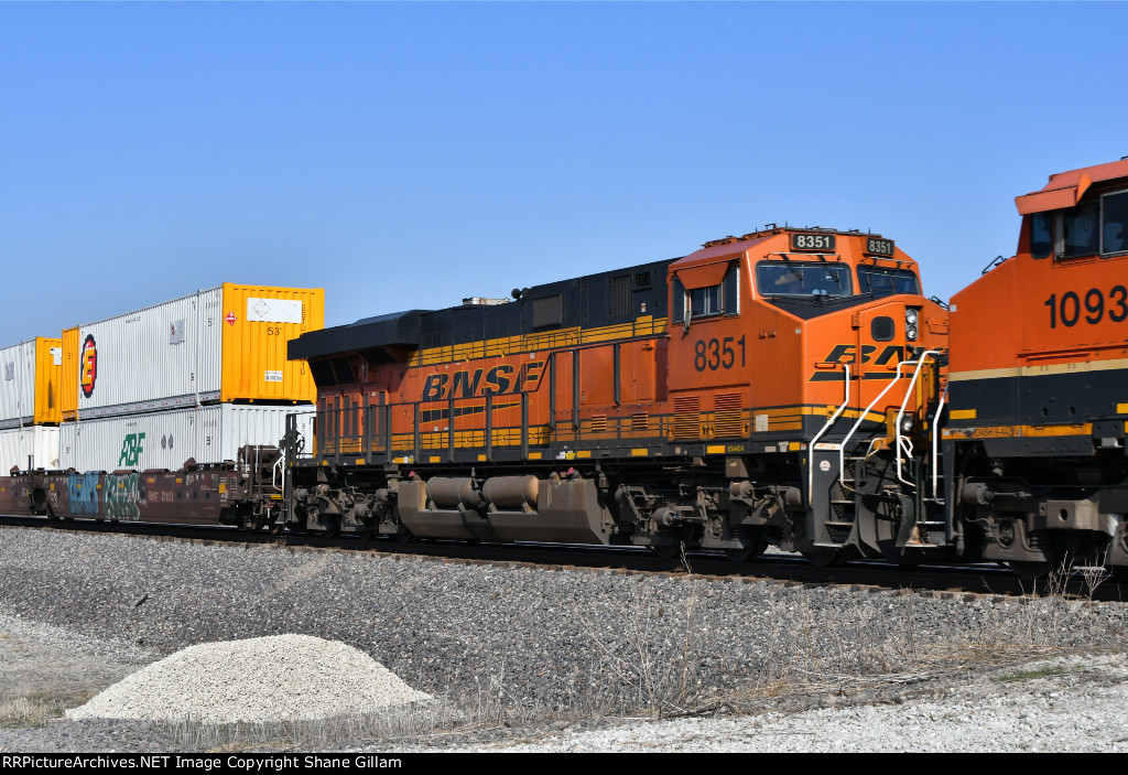 BNSF 8351 Roster shot.